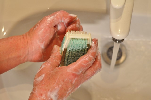 Cleaning Hands From Grout: Tips for Success