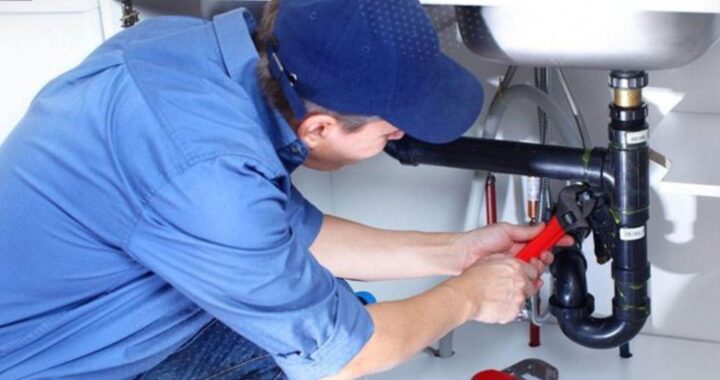 home plumbing issues, signs plumbing needs repair, emergency plumbing indicators, bathroom leak detection, clogged drain warning signs, plumbing repair tips, early plumbing problem signs, residential plumbing maintenance, plumbing inspection checklist, plumbing repair bensalem